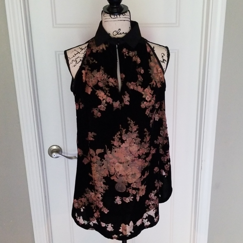 NWOT Gimmicks velvet floral burnout tunic tank